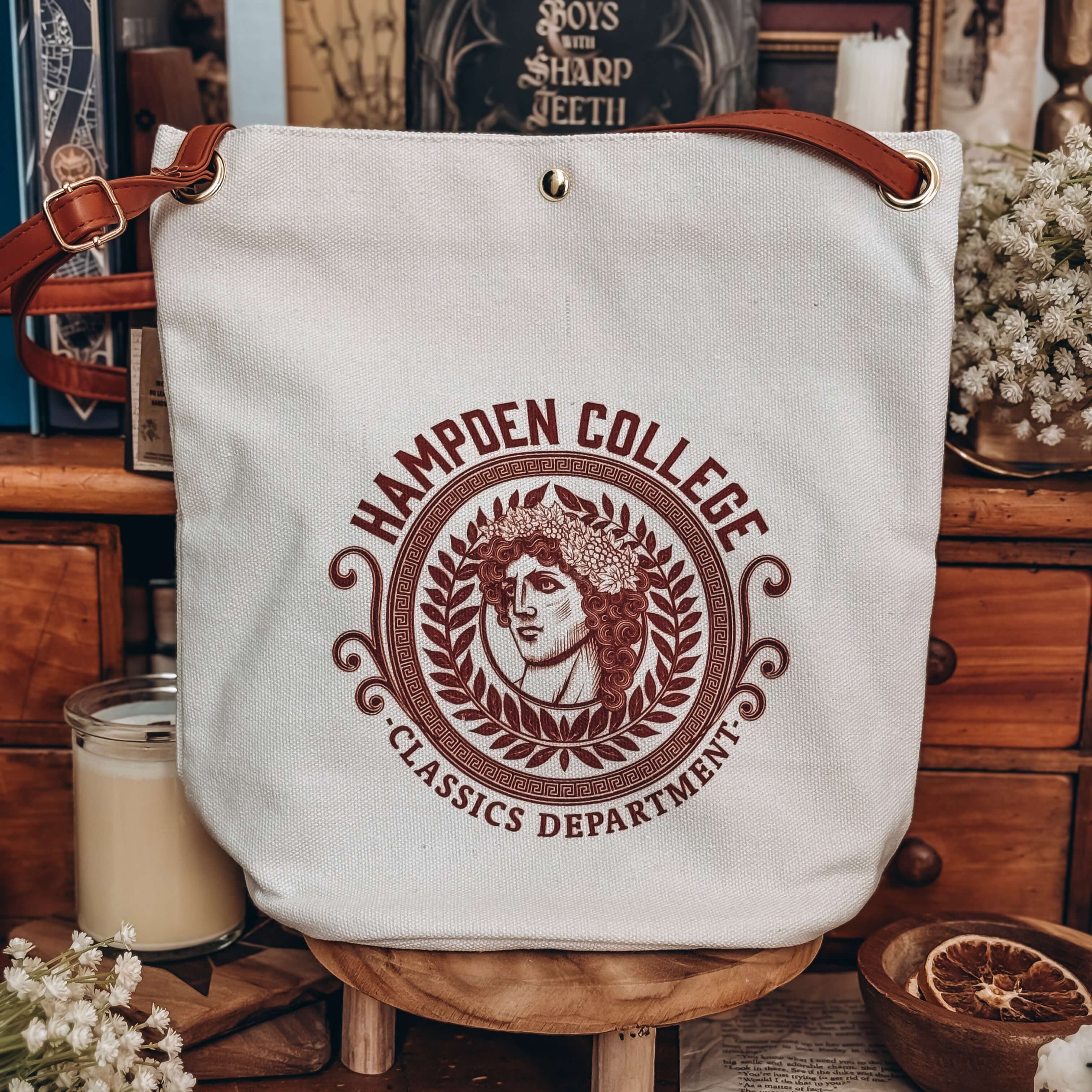 Dark Academia — Book & Goodies (Exclusive OwlCrate Edition) - Image 12