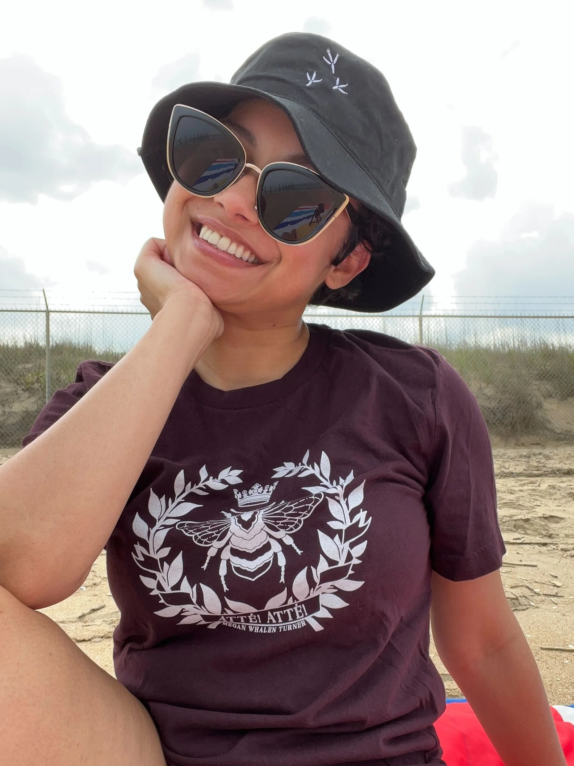Oz-Feet Bucket Hat - Image 3