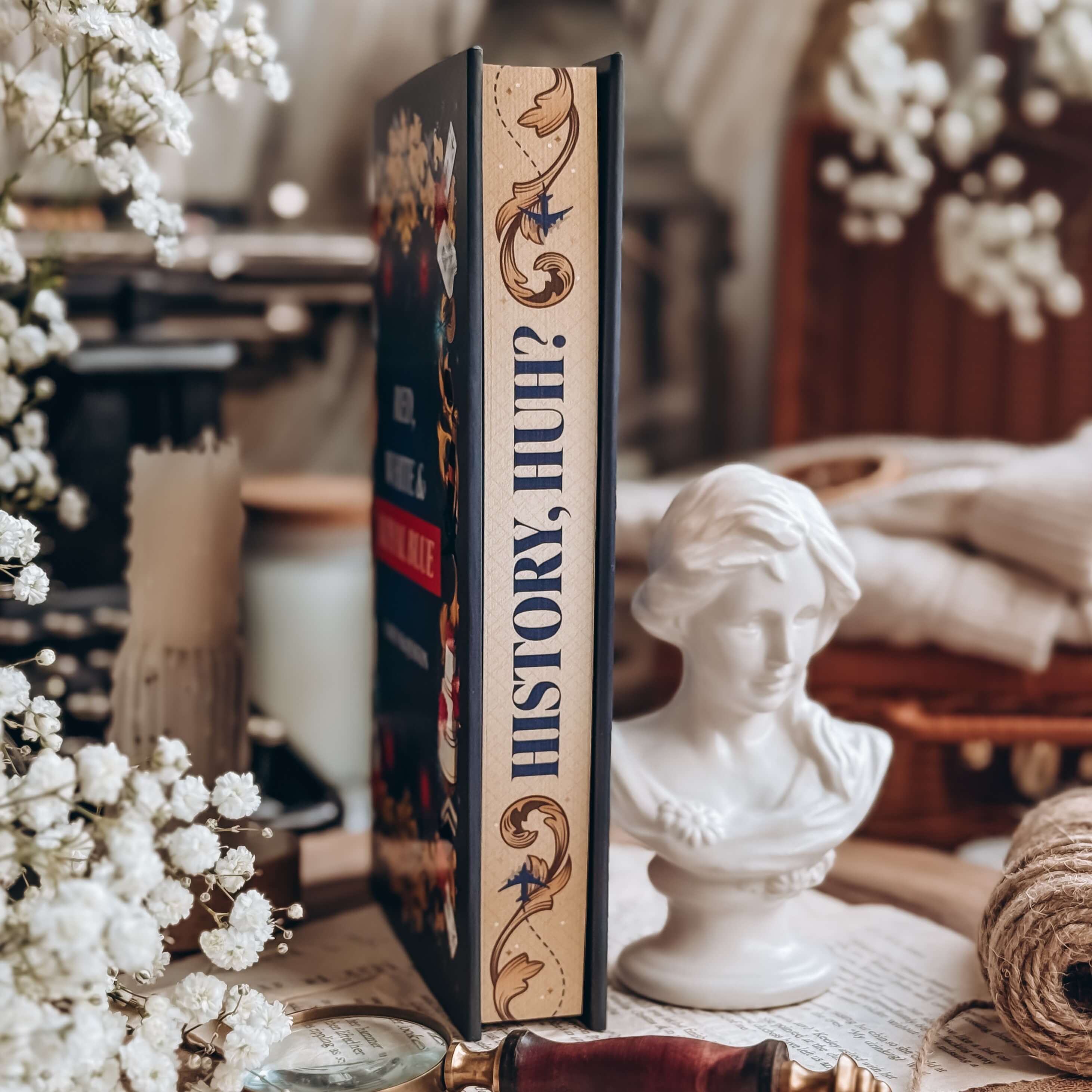 Red, White & Royal Blue (Exclusive OwlCrate Edition) - Image 7