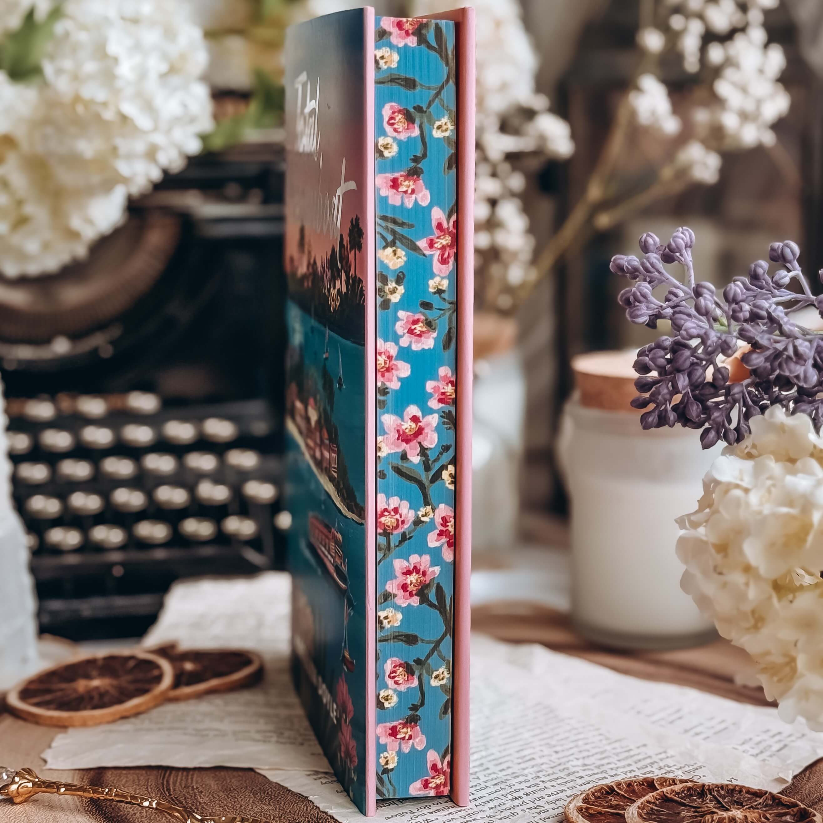 Total Dreamboat (Exclusive OwlCrate Edition) - Image 8